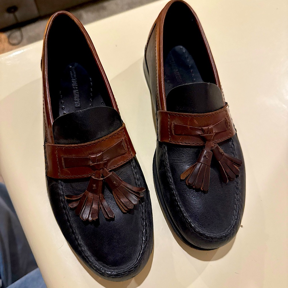 Mens Johnston & Murphy Two Tone Tassel Loafers Brown Black Leather Size 8 1/2EUC